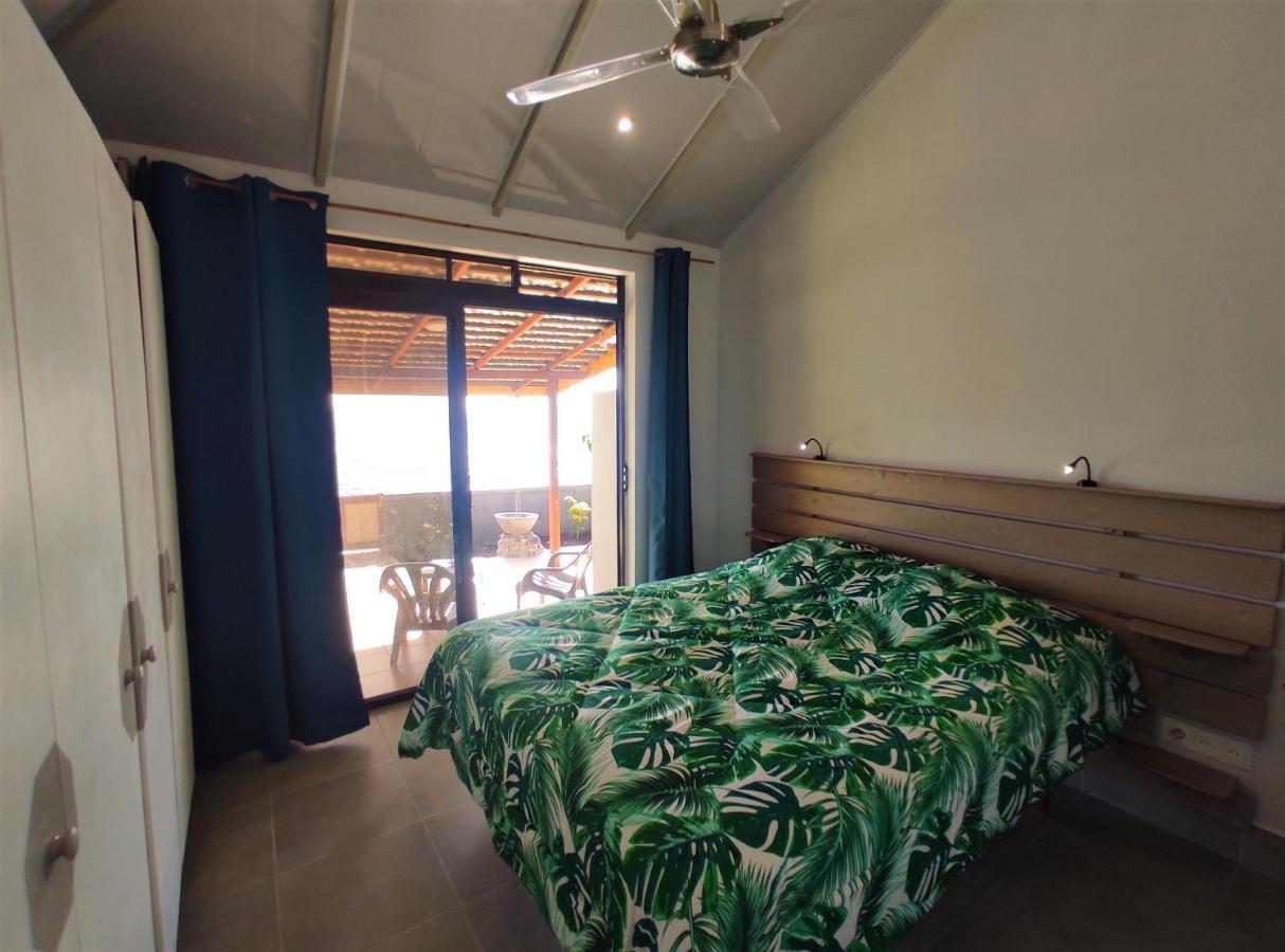 Tahiti - Taharaa Beach Bungalow Arue  ภายนอก รูปภาพ